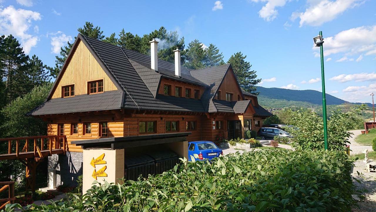 Drevenice Amalka V Terchove Terchova Exterior photo